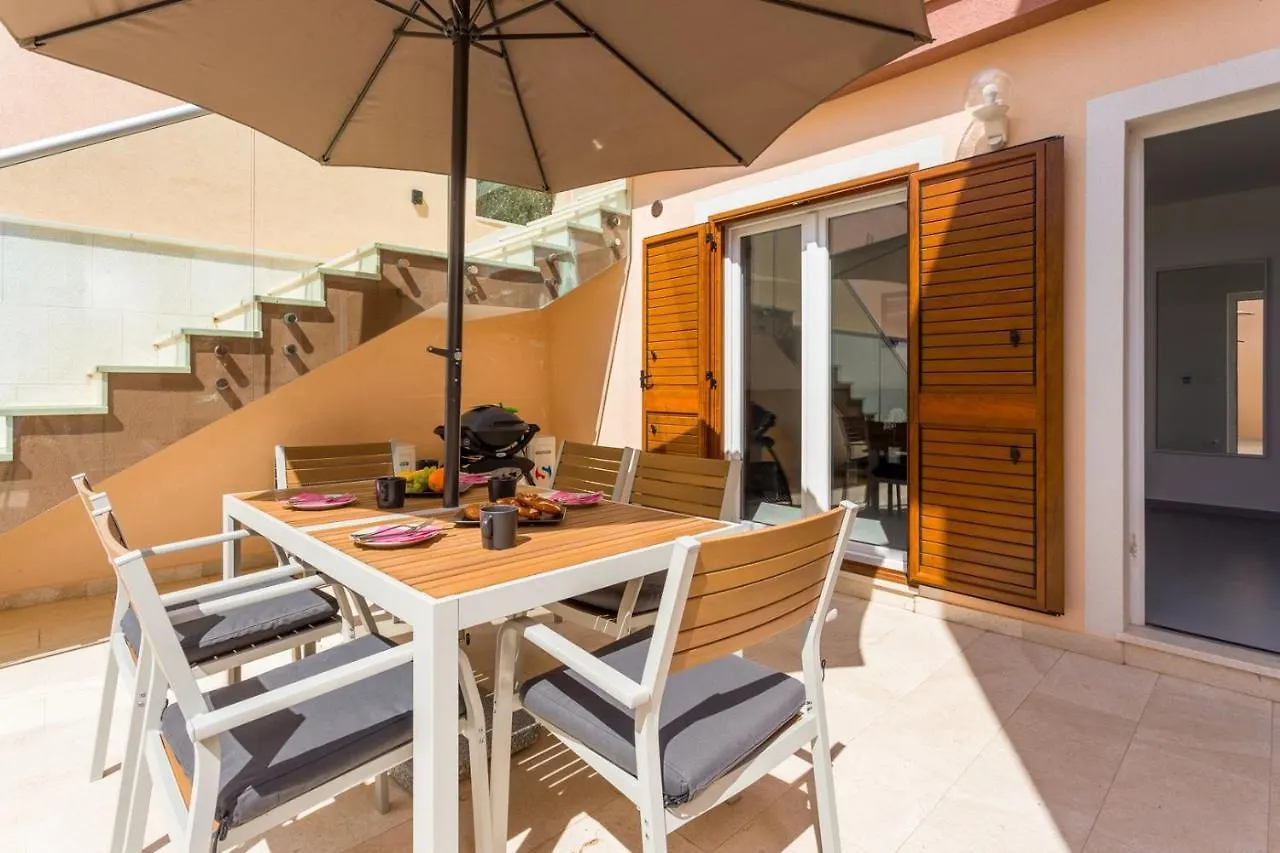 Πανσιόν Bella Vista Apartments Peruški Κροατία