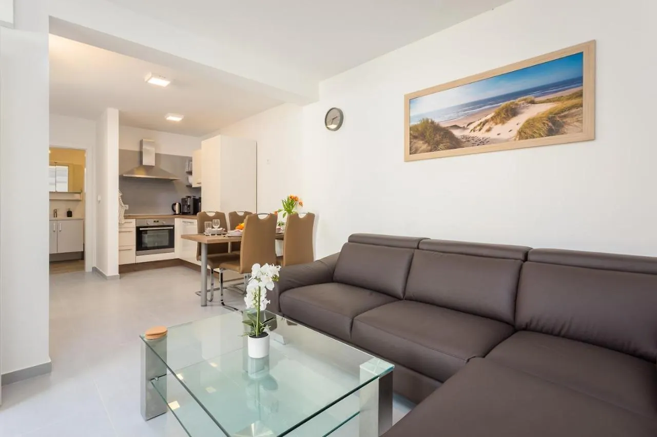 Πανσιόν Bella Vista Apartments Peruški