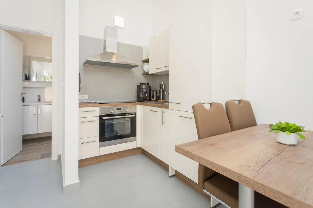Πανσιόν Bella Vista Apartments Peruški Κροατία